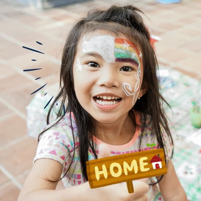 /face-painting/Face paint round (1).jpg