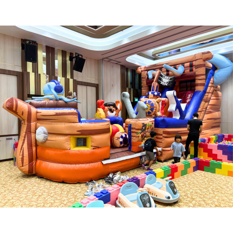 Halloween Adventure Bouncy Castle