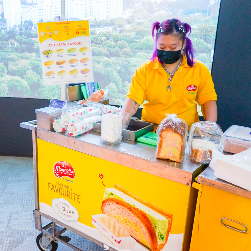 Ice Cream Cart Live Station